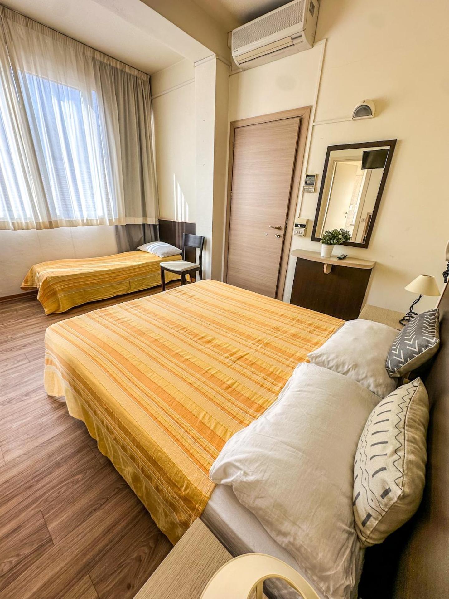 VMBabyhotel&Residence Parador Cesenatico Exterior foto